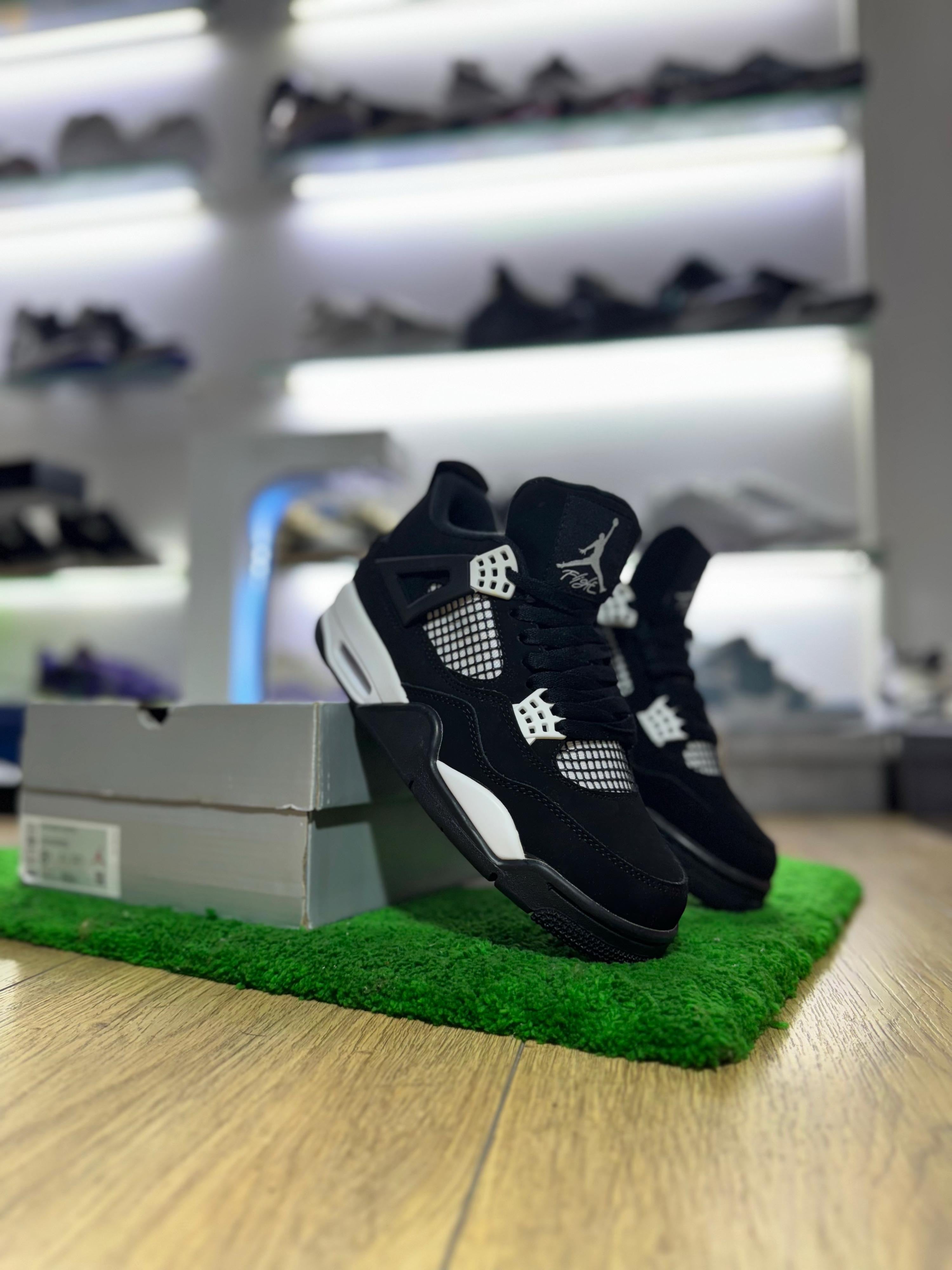 Jordan 4 black and white