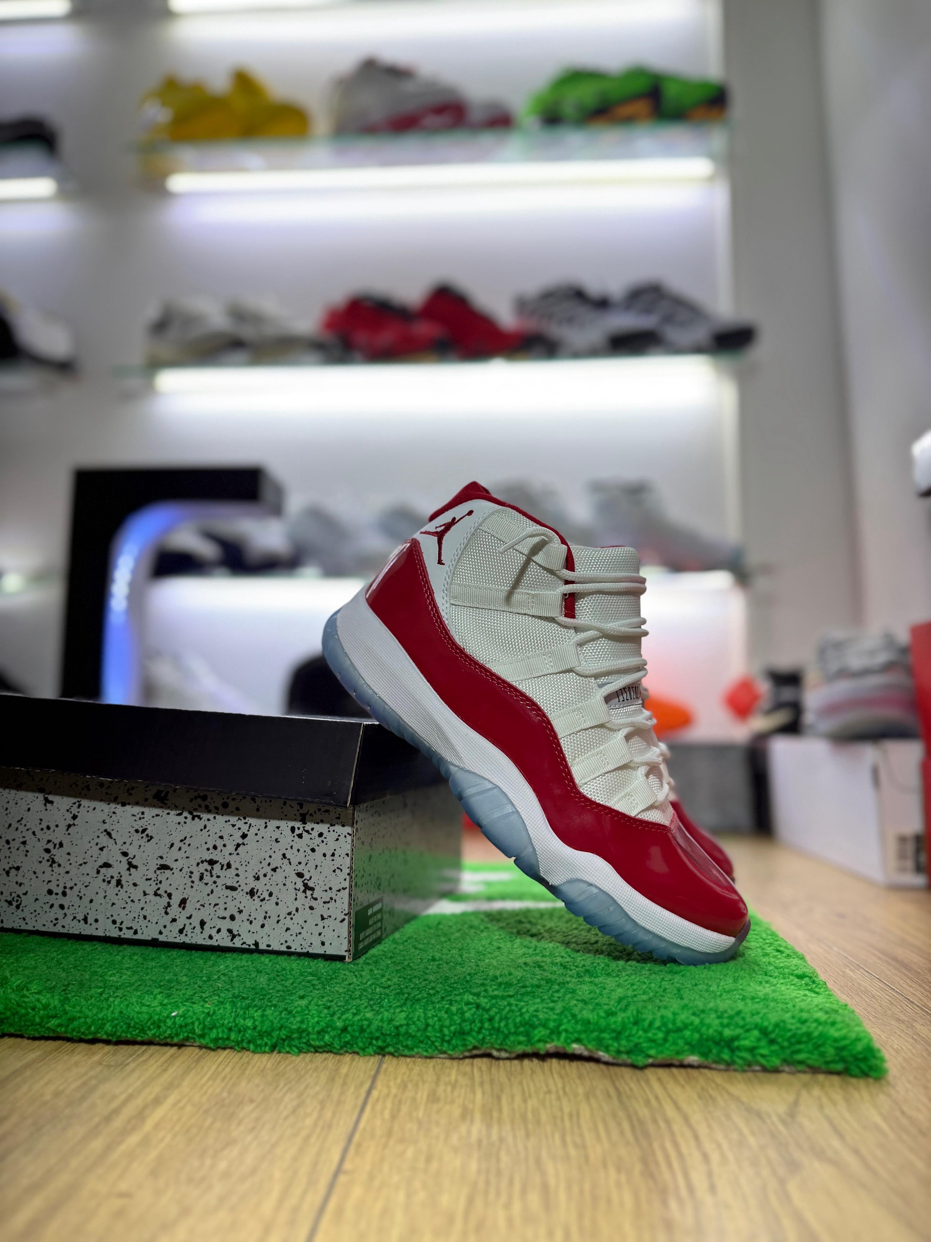 Jordan 11 cherry