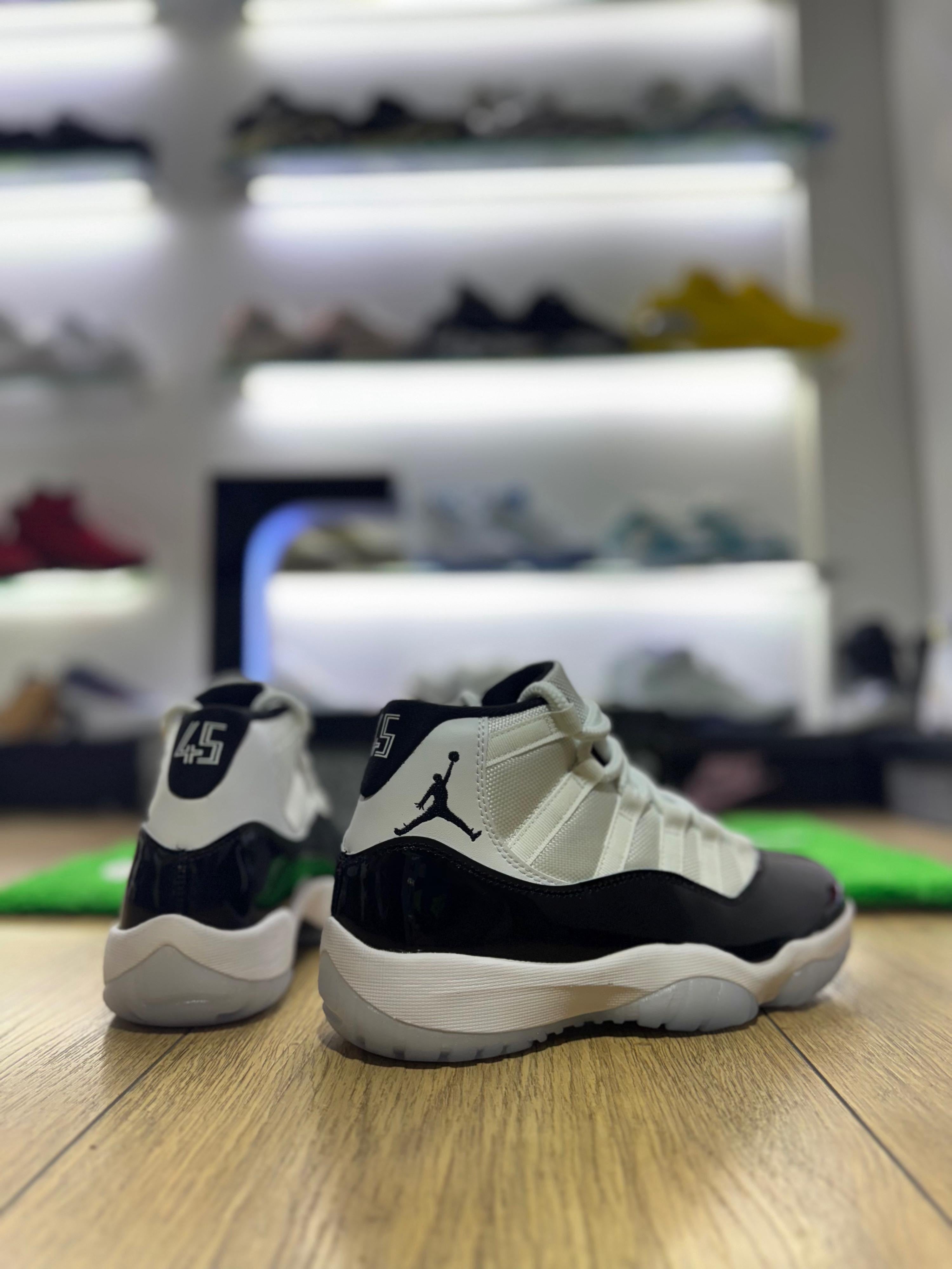 Jordan 11 concord