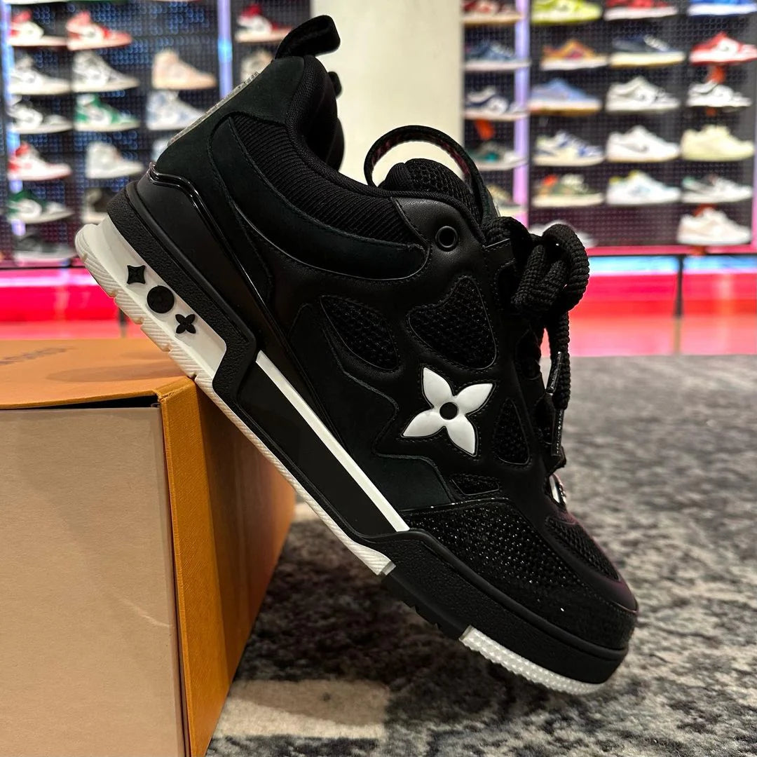 Louis Vuitton skater black