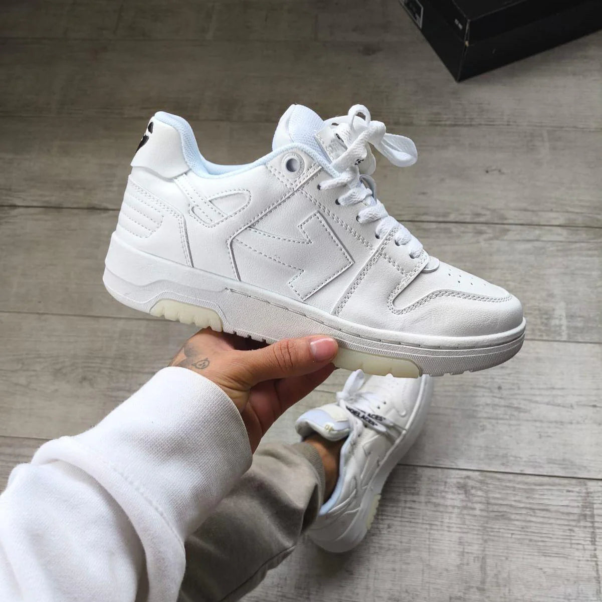 Off-White blancas