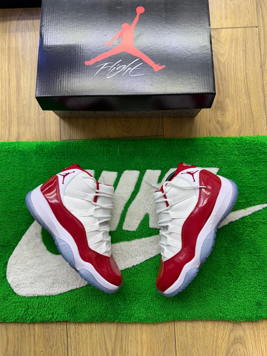 Jordan 11 cherry