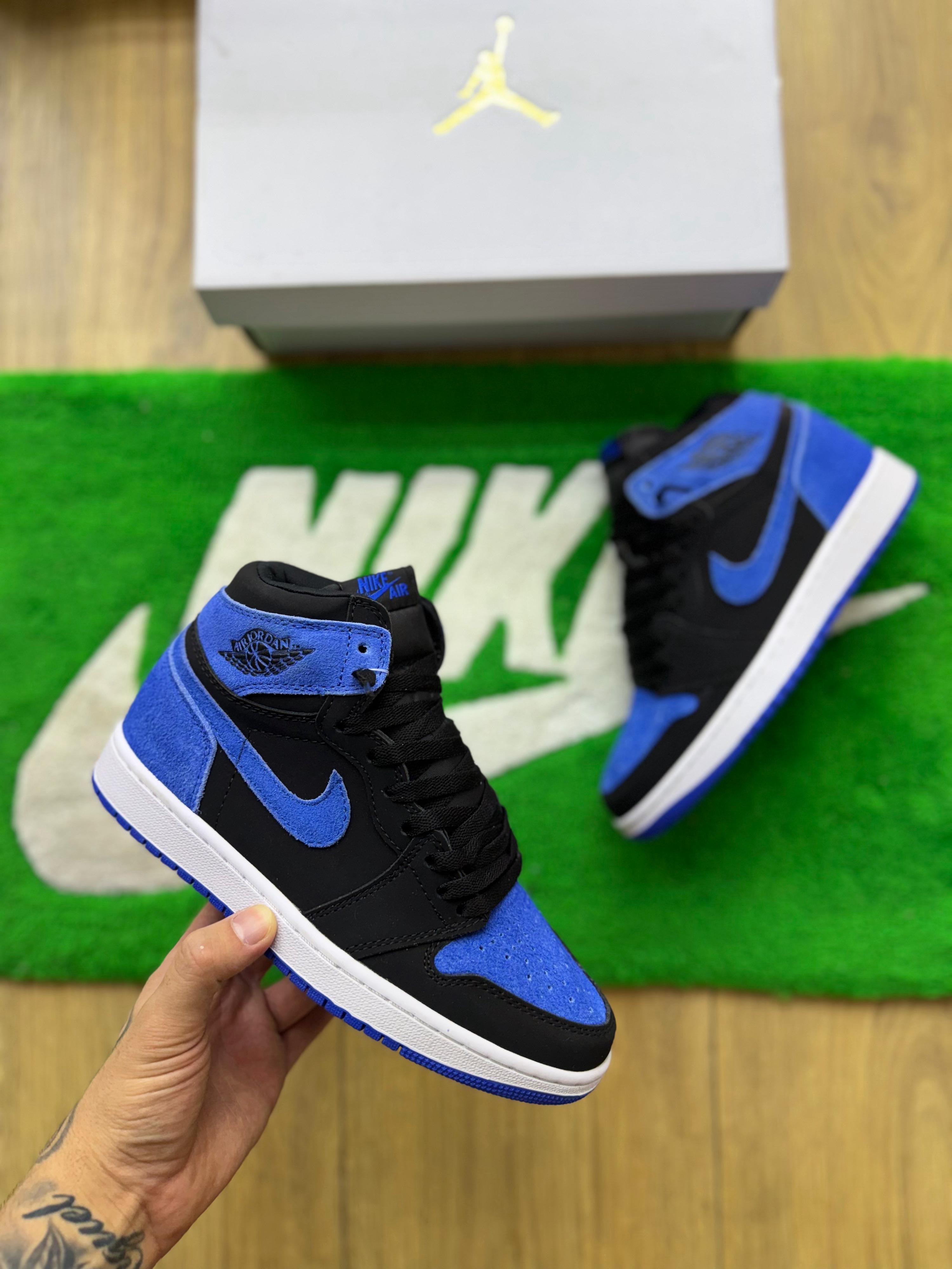Jordan 1 royal Blue
