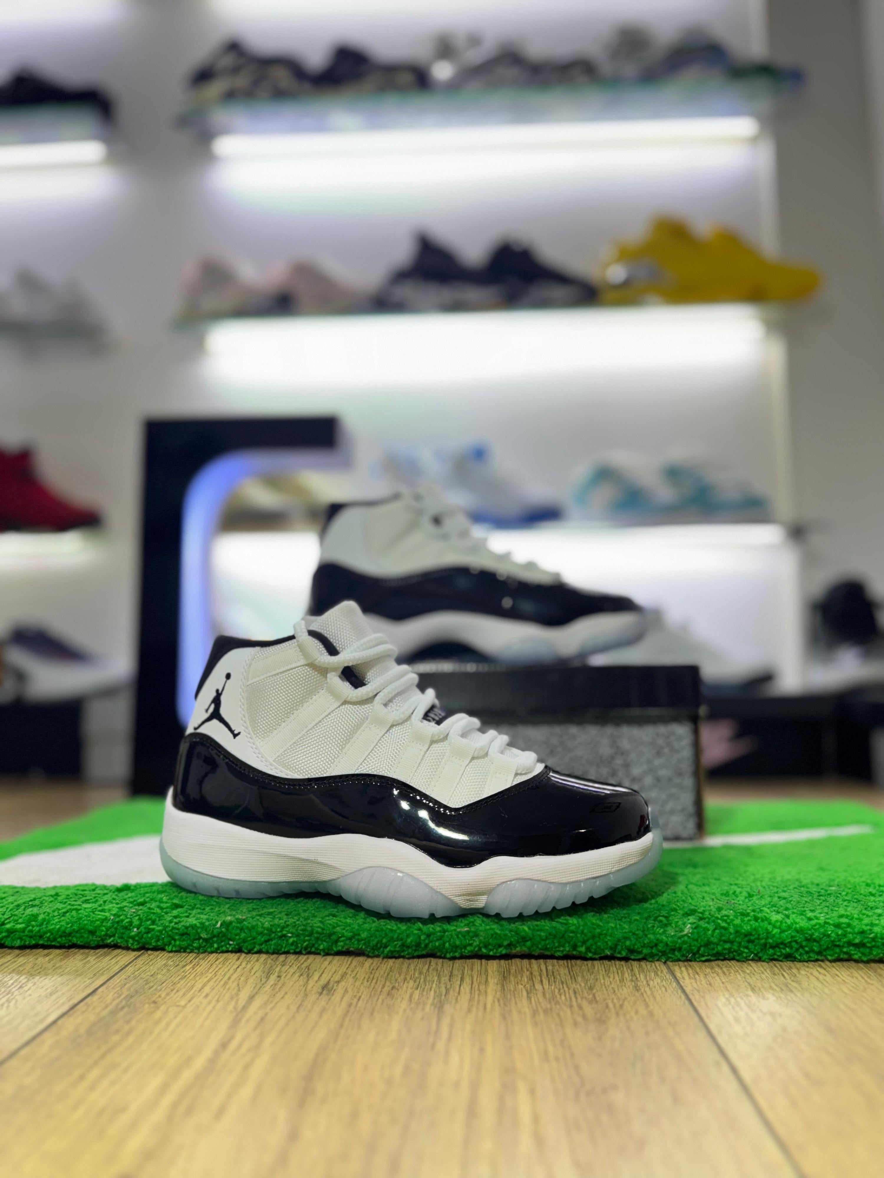 Jordan 11 concord